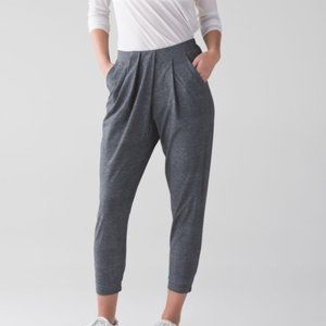Lululemon &go Keepsake Pant | Jogger Pleated